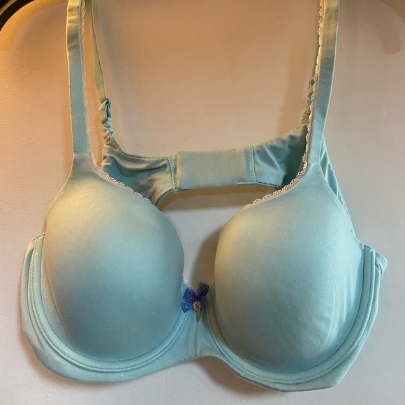 Body by Victoria Demi - Picture 2 of 5